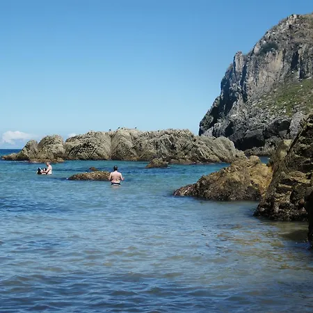 Viviendas De Uso Turistico La Arboleda I Y Ii * Colombres